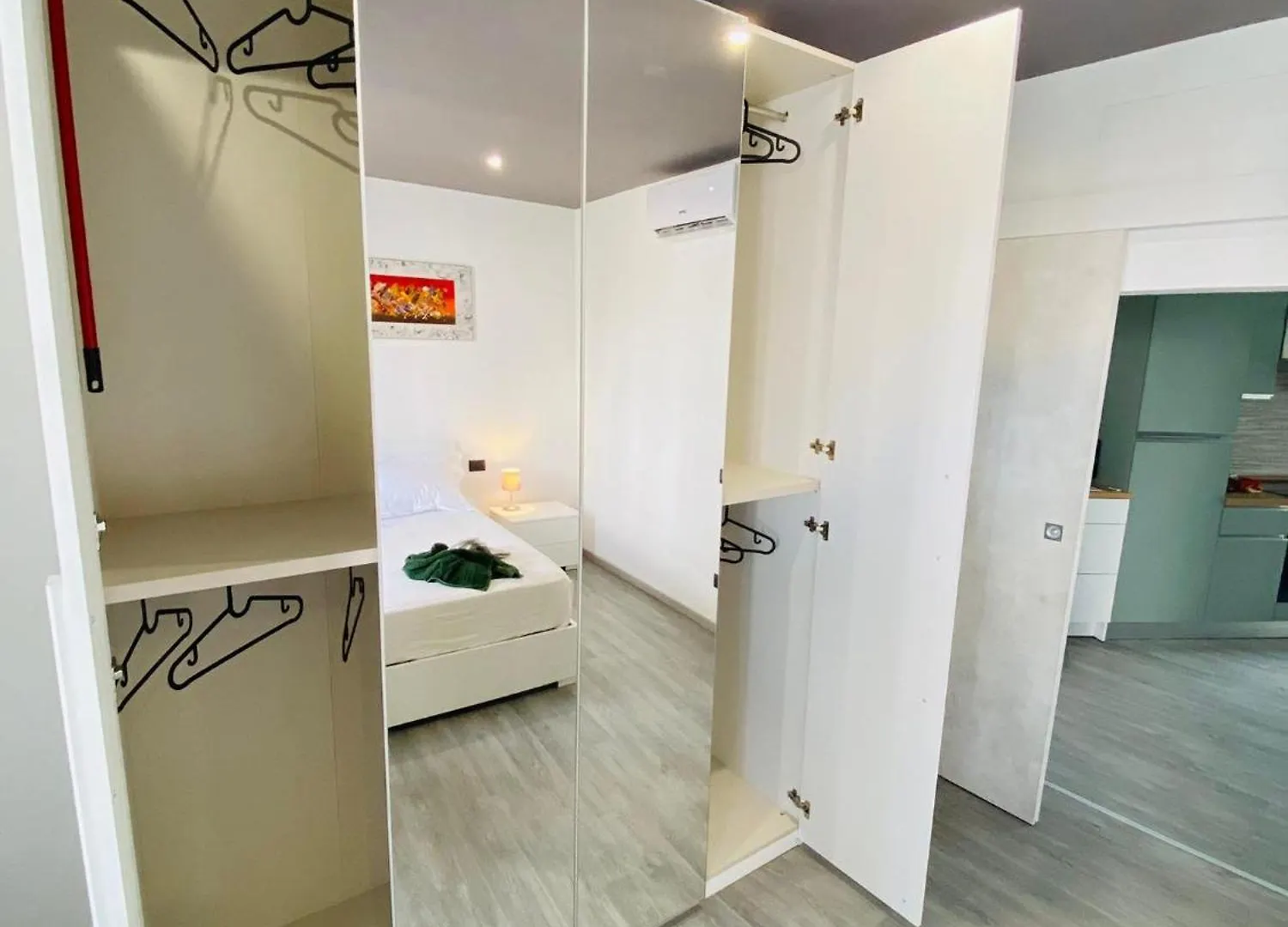 Apartment All'Angolo Toselli Apt Florence